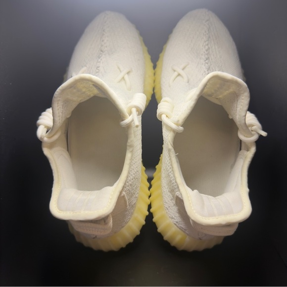 adidas Cream Yeezy Boost 350 V2 - Picture 6 of 11